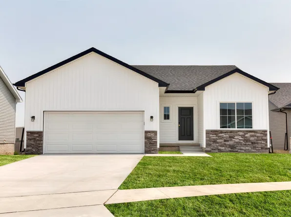 6423 NE 11th Ct, Des Moines, IA 50313