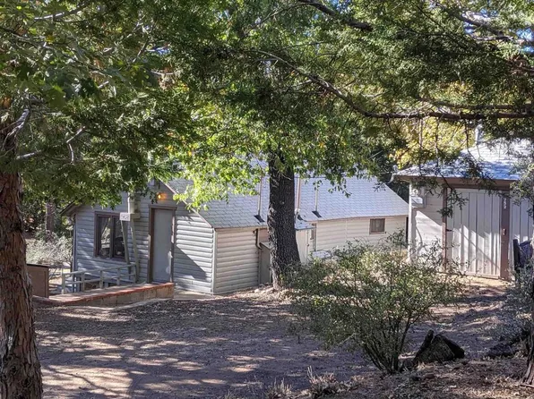 752 Boiling Springs Rd, Pine Valley, CA 91962