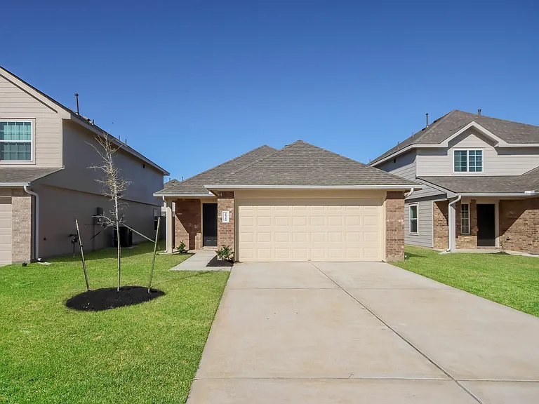 2528 Shad Dr — Photo 5