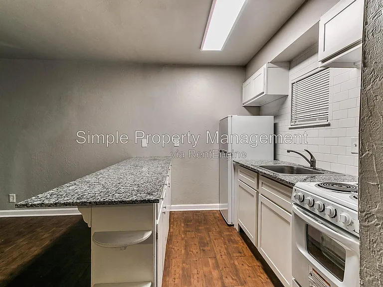 2748 NW 23rd St #1 — Photo 6