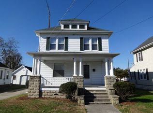 209 Delaware Ave, Harrington, DE 19952