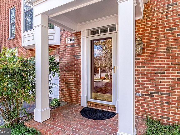 3rd image of 4238 Lower Park Dr