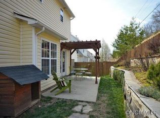 75 N Sunberry Trl, Fletcher, NC 28732