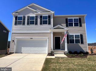 346 Toulouse Ln, Martinsburg, WV 25403