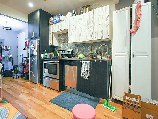 Rented by Brooklyn Group | media 3