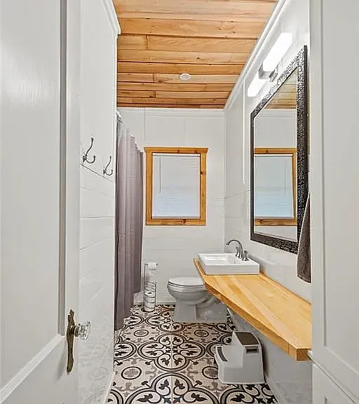 115 Ardmore Ave — Photo 11
