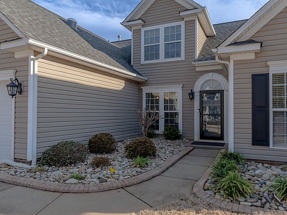 3rd image of 304 Allendale Abbey Ln