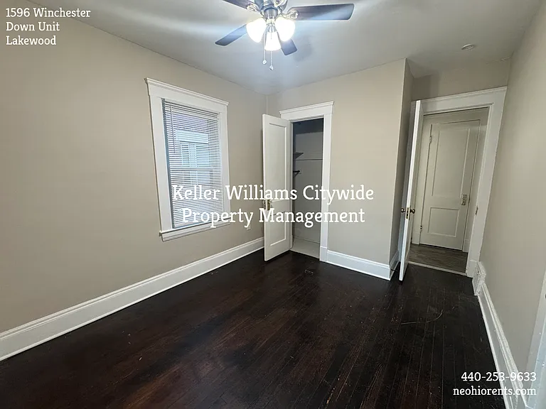 2 bedroom 1 bath DOWN unit in Lakewood — Photo 11