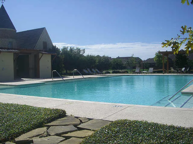 4 bed, 2658 sqft, $3,150 — Photo 3