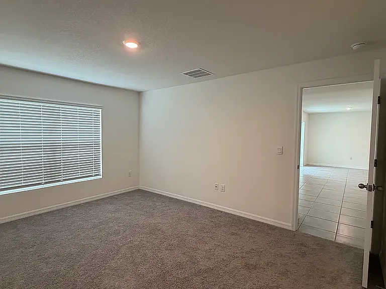 17836 SW 34th Ter — Photo 12