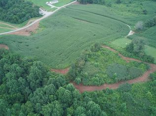 20/ N Lick Creek Rd, Byrdstown, TN 38549