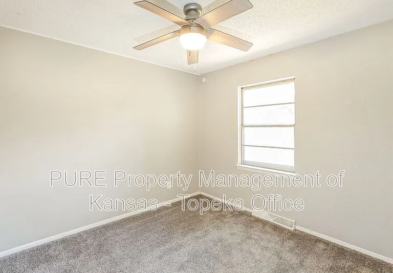 2416 SW 25th Dr — Photo 17
