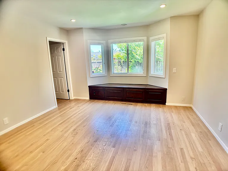 1405 Cree Rd — Photo 18
