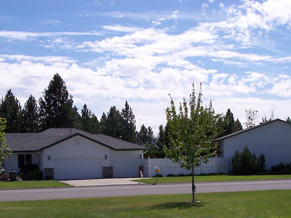 1st image of 25514 E Lincoln Dr
