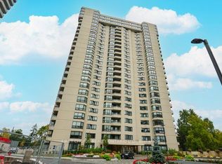 1500 Riverside Dr #303, Ottawa, ON K1G 4J4