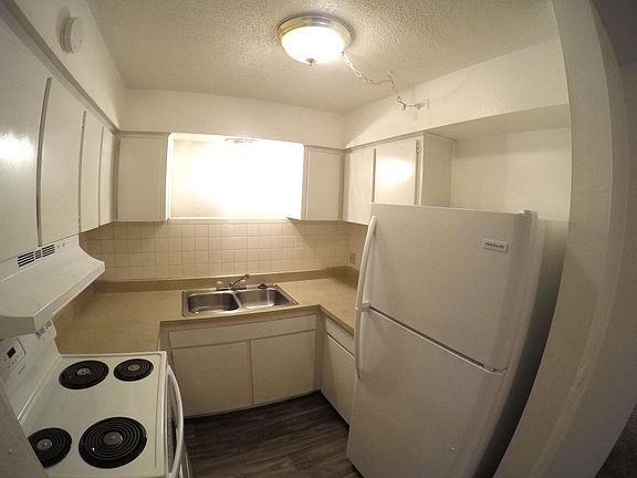 4th image of 4842 E Busch Blvd #4