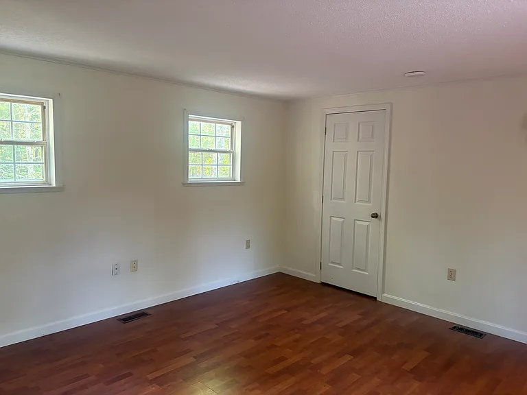 38 Dogwood Ln — Photo 11