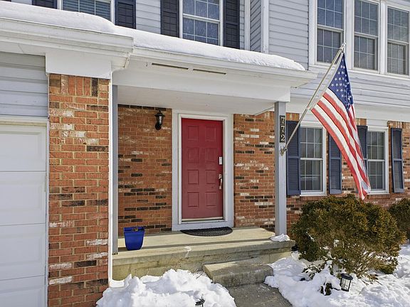 4th image of 772 Old Forest Ct