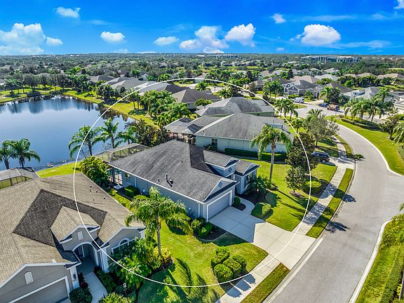 3rd image of 4685 Claremont Park Dr
