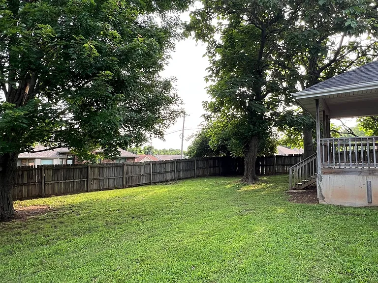 3109 W Morningside St — Photo 22