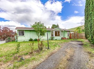 180 Taylor Ave, Talent, OR 97540