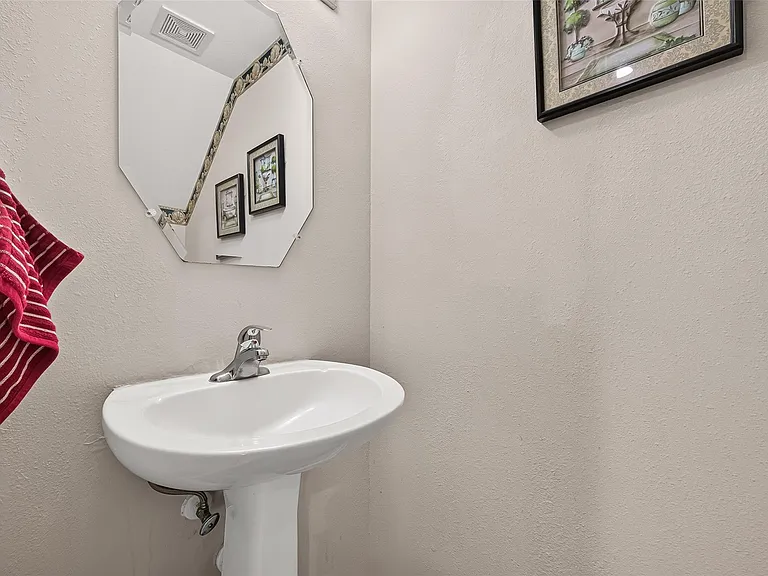 214 Kentwood Ridge Ct — Photo 21