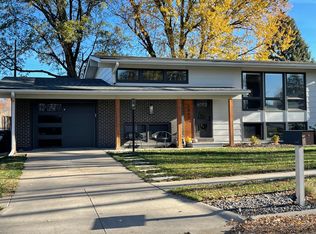 7440 Dotson Rd, Lincoln, NE 68505