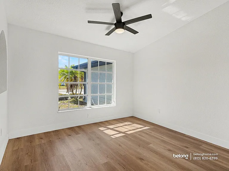 527 Rotonda Cir — Photo 5