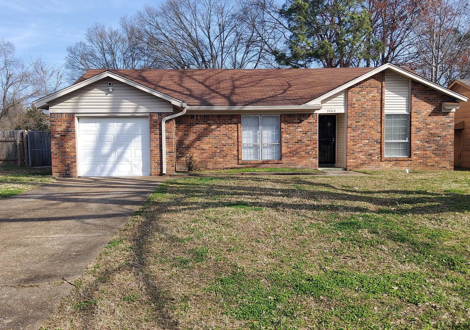 Welcome to 3760 Saint Elmo Ave! — Photo 1