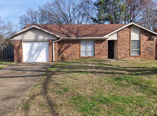 3760 Saint Elmo Ave, Memphis, TN 38128
