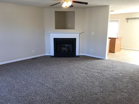 2nd image of 603 Clint Ln