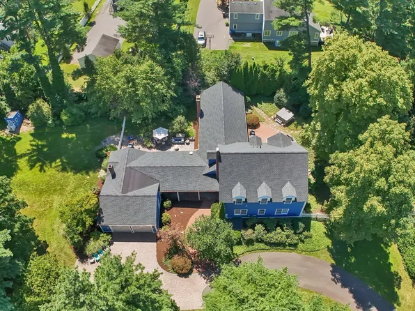 5 Church Street, Farmington, CT 06032