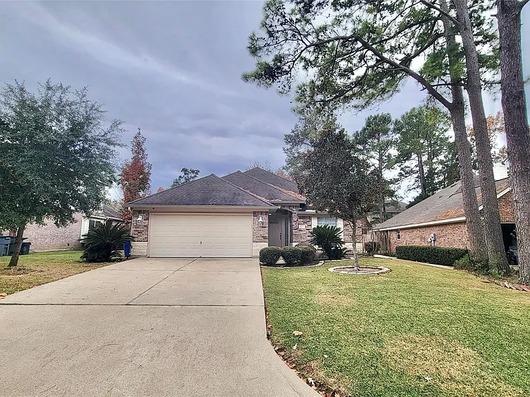 3702 Mystic Cir — Photo 2