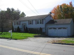 2 Old Coach Rd, Nashua, NH 03062