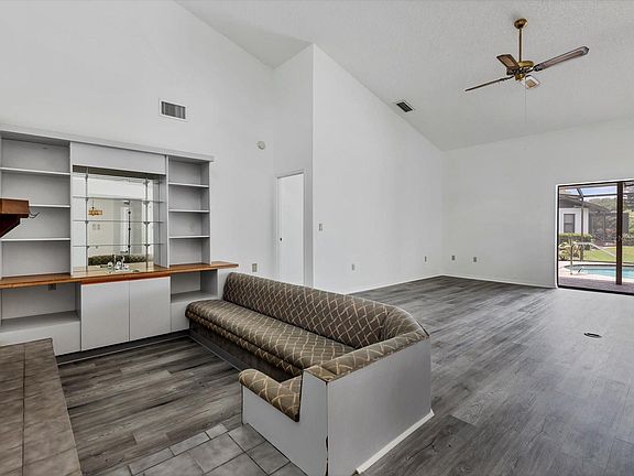 5th image of 8216 Cypress Lake Dr