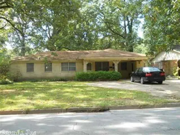 2302 W 38th Ave, Pine Bluff, AR 71603