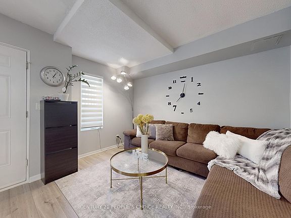 3rd image of 3045 Finch Ave W Unit 1028