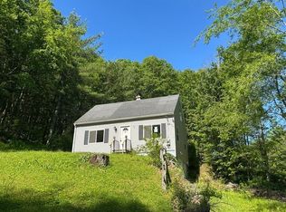 9 Woronoco Rd, Blandford, MA 01008
