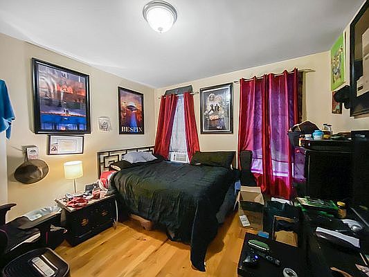 5th image of 580 W 172nd St #C
