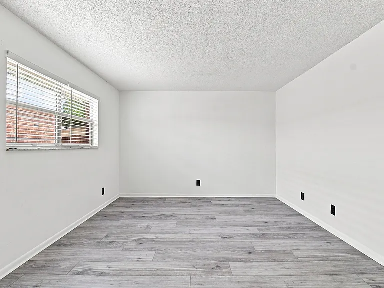10415 Carrollbrook Cir #207 — Photo 14