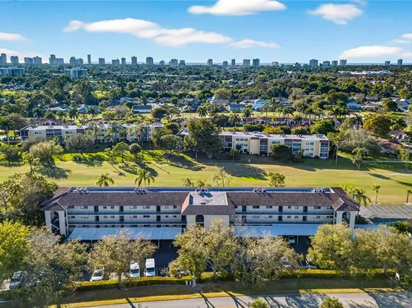 201 Quail Forest BLVD #109, NAPLES, FL 34105