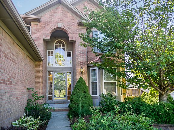 2nd image of 27256 W Mockingbird Dr #125