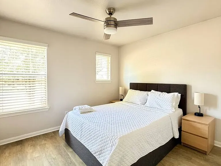 Dawn Spring Dr — Photo 14