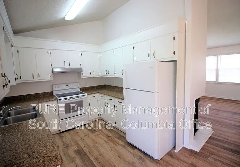 206 Grantham Rd — Photo 9