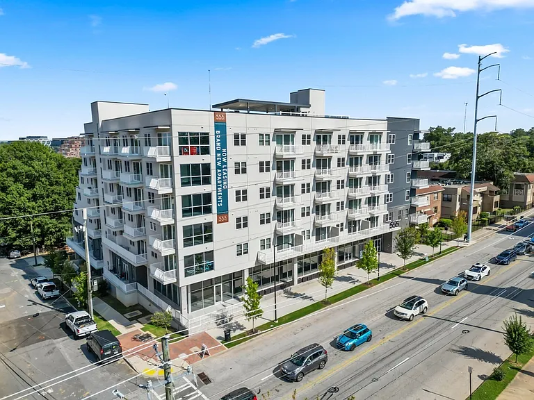 555 Boulevard