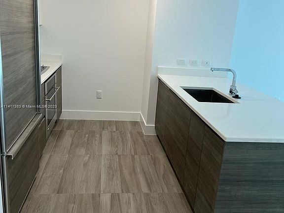 5th image of 1100 S Miami Ave #1102