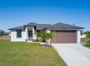4102 13th St SW, Lehigh Acres, FL 33976