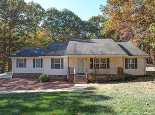 122 John Adams Ln, Statesville, NC 28625