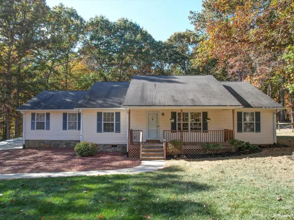 122 John Adams Ln, Statesville, NC 28625