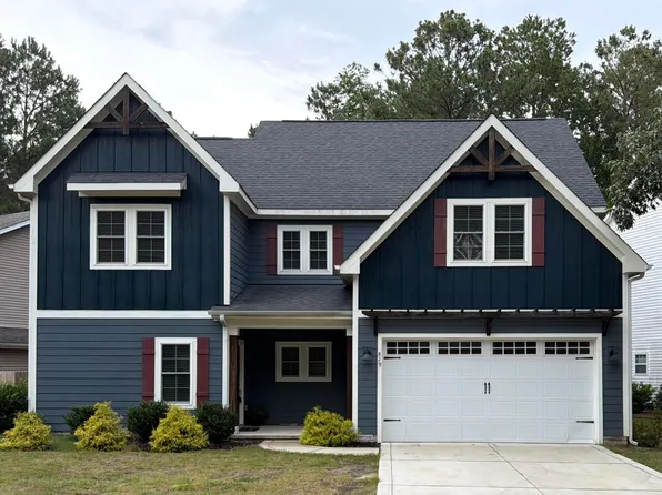 829 Blue Bird Drive, Vass, NC 28394